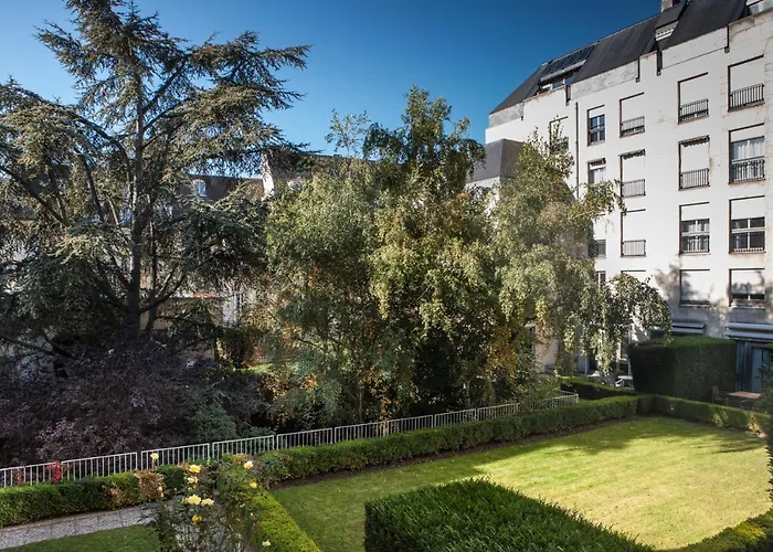 Assia & Nathalie - Luxury B&B Marais Parigi